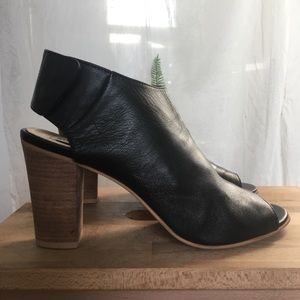 Steve Madden peep-toe mule pumps 10